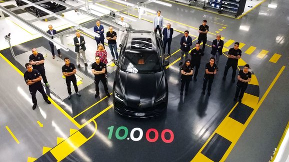 Lamborghini Urus slaví metu 10.000 vyrobených kusů. Nejoblíbenějším vozem značky ale zatím není