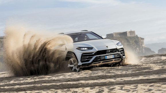 Lamborghini Urus slaví 4 roky, brzy se stane bestsellerem značky 