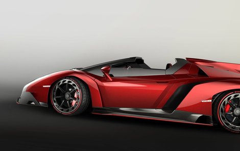 Bestie na kolech - Lamborghini Veneno Roadster 