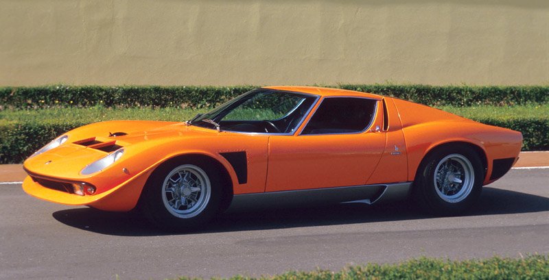 Historie Lamborghini ve fotografii