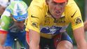 Lance Armstrong během Tour de France v roce 1999. Tehdy zahájil svou sérii sedmi vítězství v řadě (Zdroj: profimedia.cz).