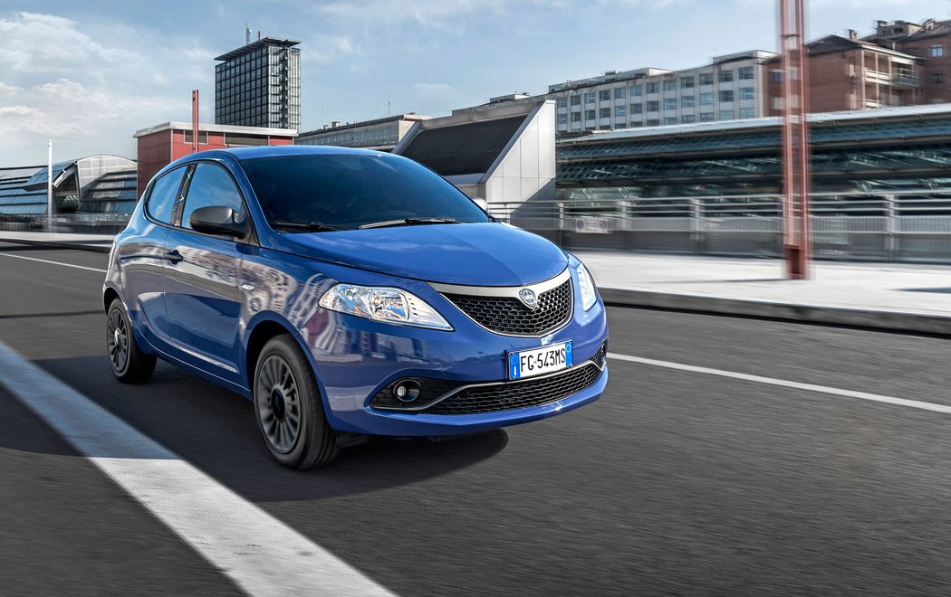 Lancia Ypsilon