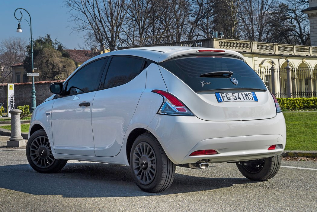 Lancia Ypsilon