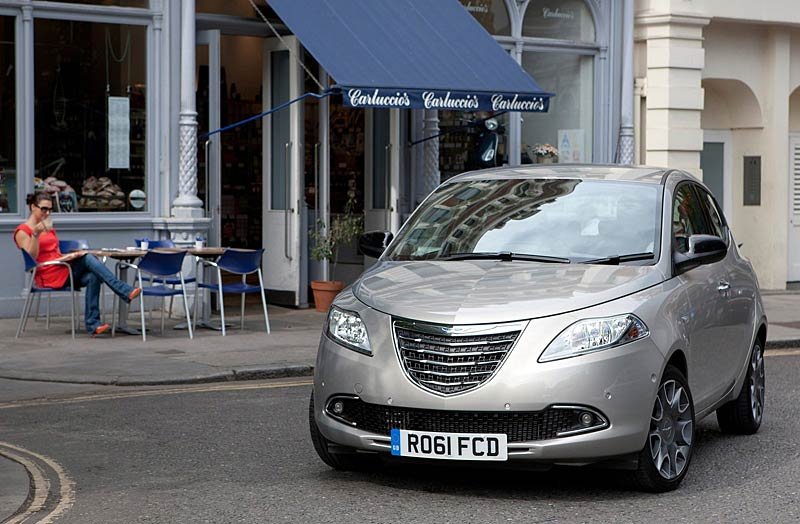 Lancia Ypsilon