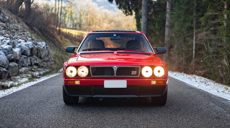 Lancia Delta S4 Stradale