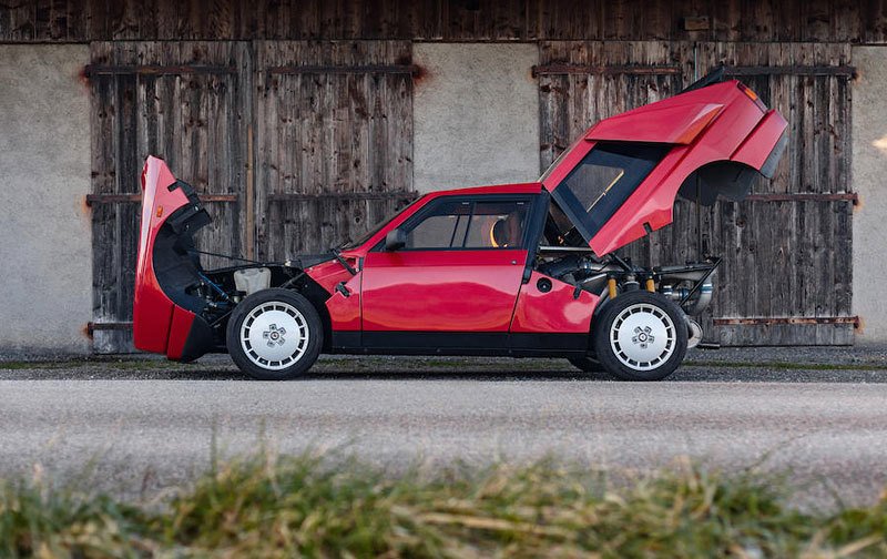 Lancia Delta S4 Stradale