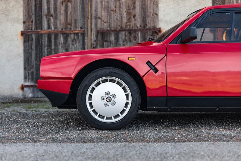 Lancia Delta S4 Stradale