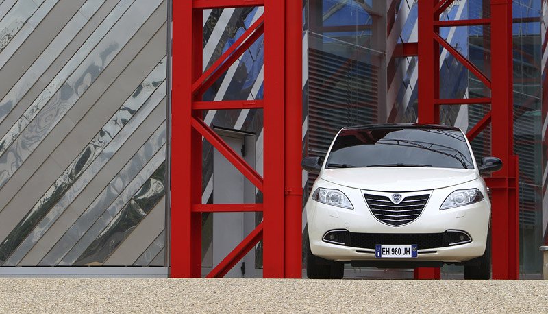 Lancia Ypsilon