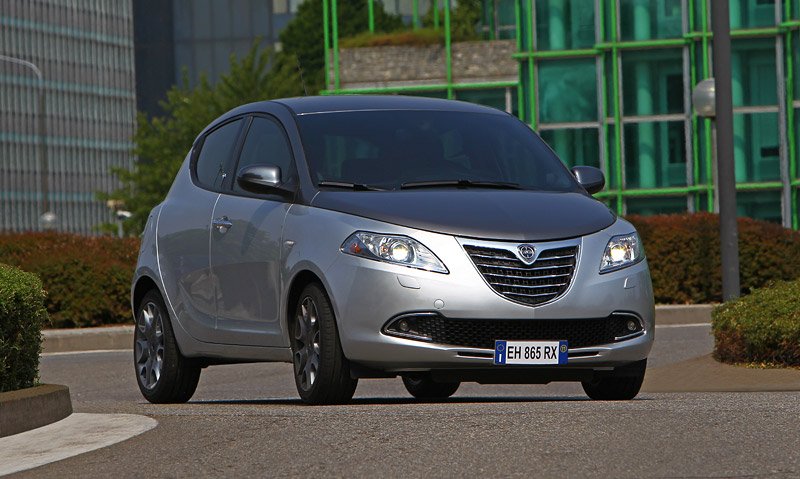 Lancia Ypsilon