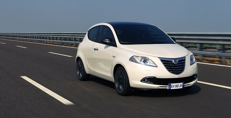 Lancia Ypsilon