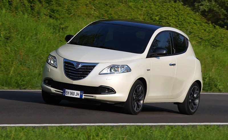 Lancia Ypsilon