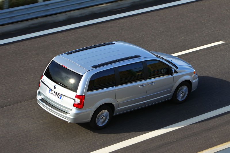 Lancia Voyager - oficiální fotografie