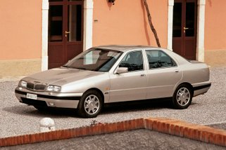 Lancia Kappa (1994-2000): Tři podoby italské elegance