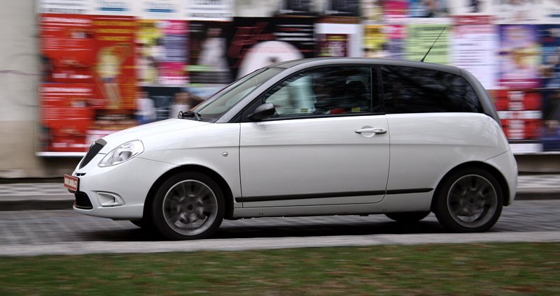 Lancia Ypsilon