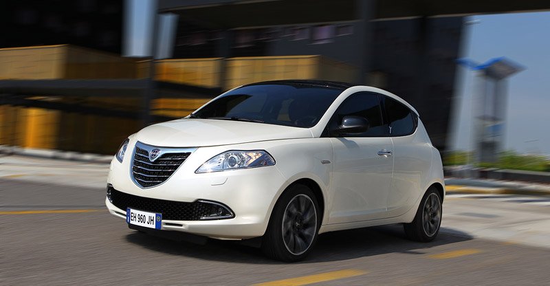 Lancia Ypsilon