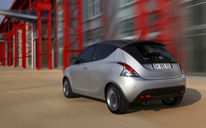 Lancia Ypsilon