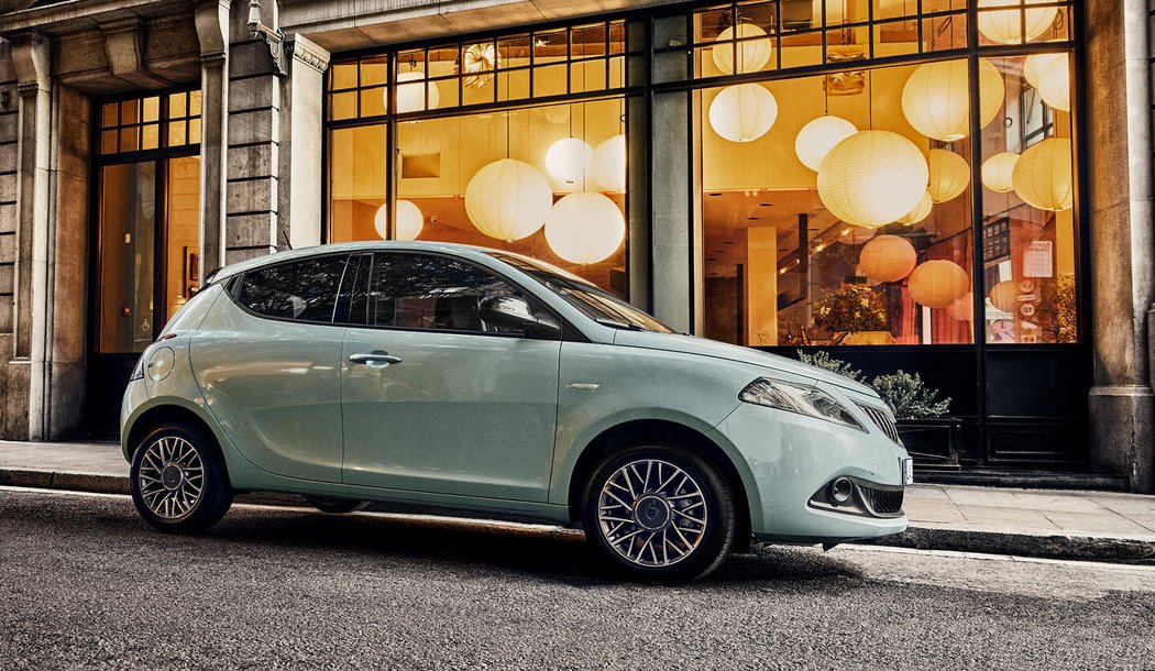 Lancia Ypsilon