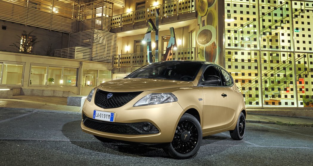 Lancia Ypsilon Monogram