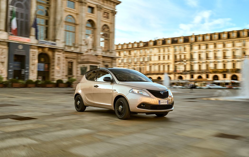 Lancia Ypsilon Monogram