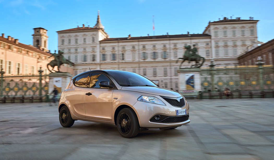 Lancia Ypsilon Monogram