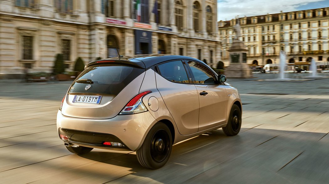 Lancia Ypsilon Monogram