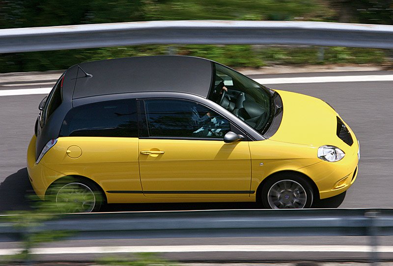 Lancia Ypsilon