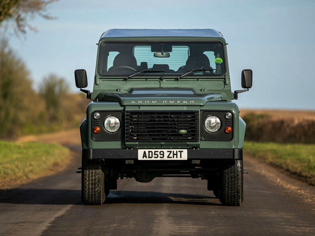 Land Rover Defender 110 County (2010)