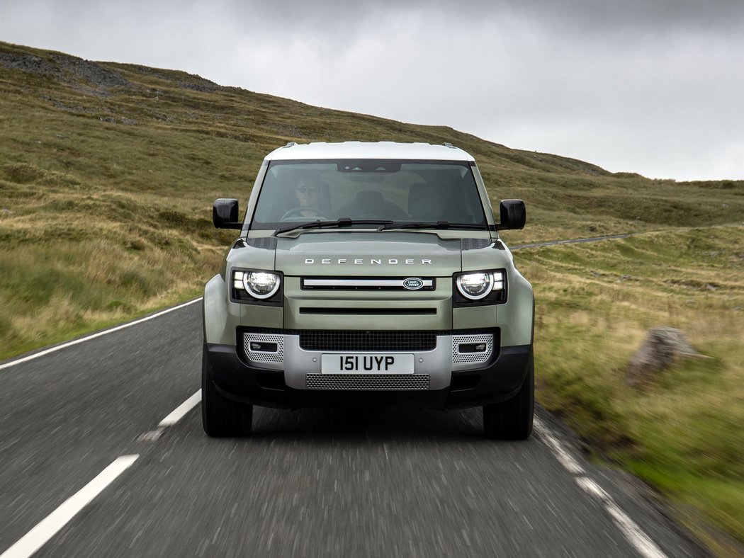 Land Rover Defender 110 PHEV