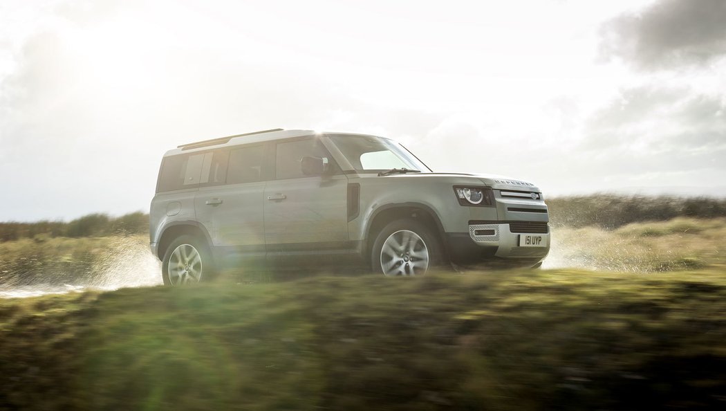 Land Rover Defender 110 PHEV