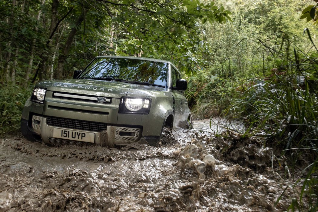 Land Rover Defender 110 PHEV