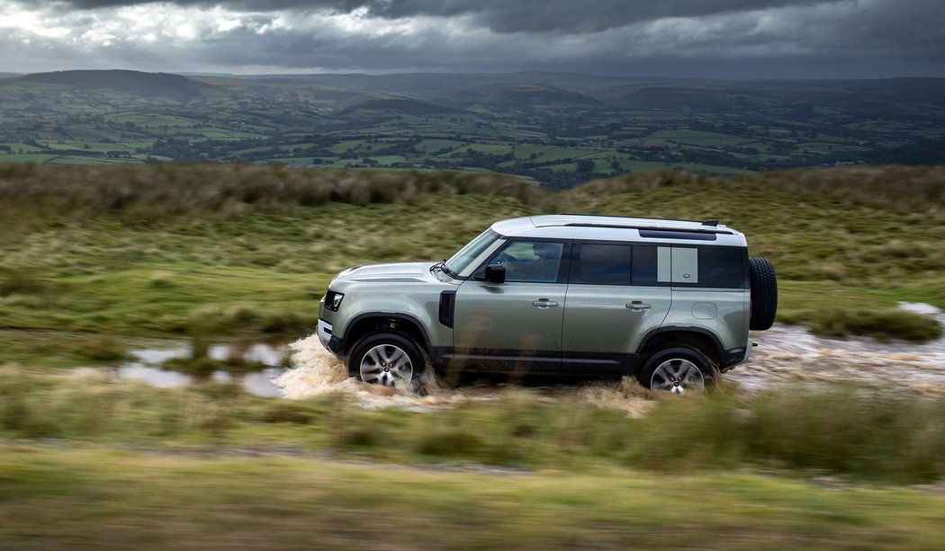 Land Rover Defender 110 PHEV