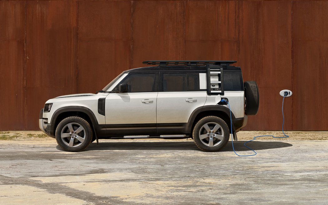 Land Rover Defender 110 PHEV