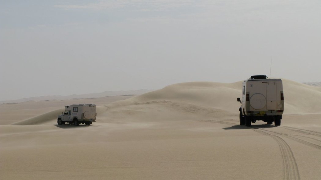 Land Rover Defender 130 Azalai