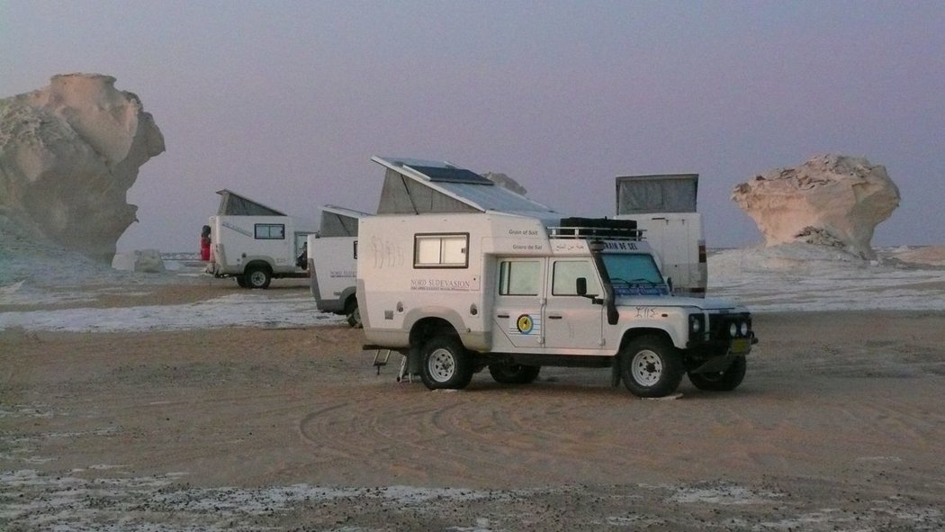 Land Rover Defender 130 Azalai