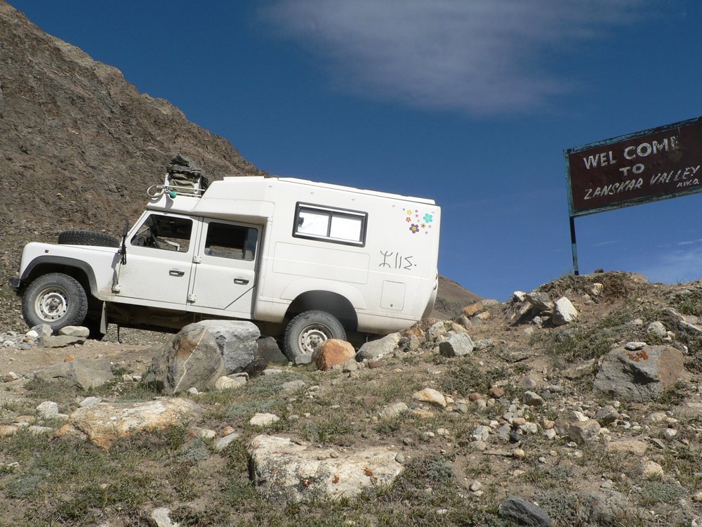 Land Rover Defender 130 Azalai