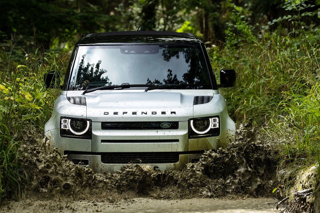 Land Rover Defender 90