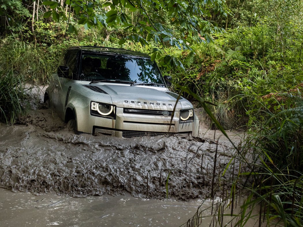 Land Rover Defender 90