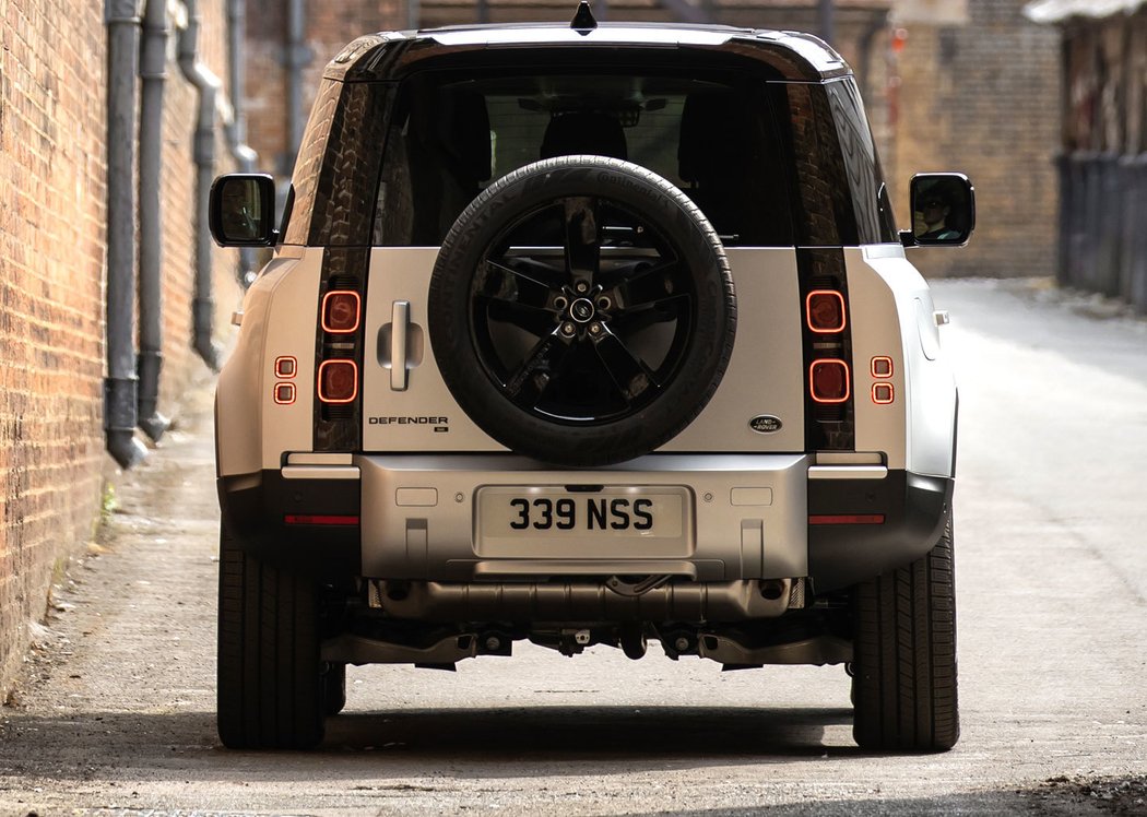 Land Rover Defender 90