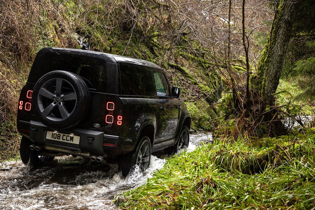 Land Rover Defender 90 V8