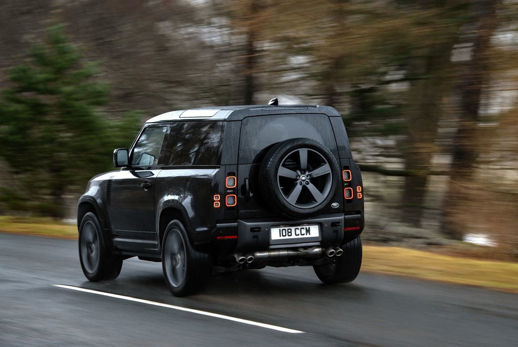 Land Rover Defender 90 V8