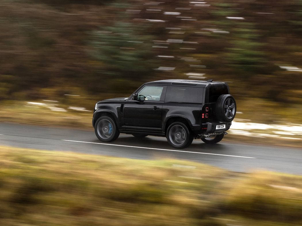 Land Rover Defender 90 V8