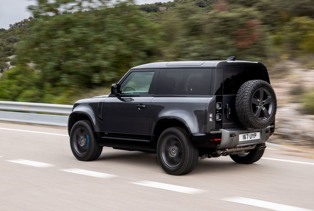 Land Rover Defender 90 V8