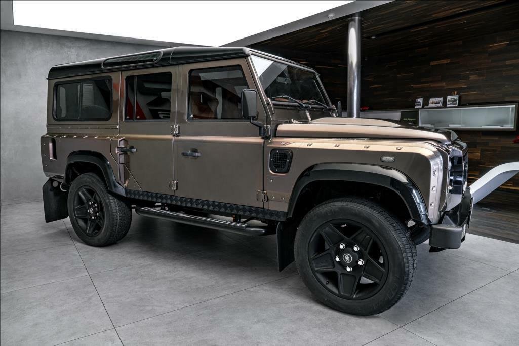 Land Rover Defender 6,2 Chelsea Truck Company