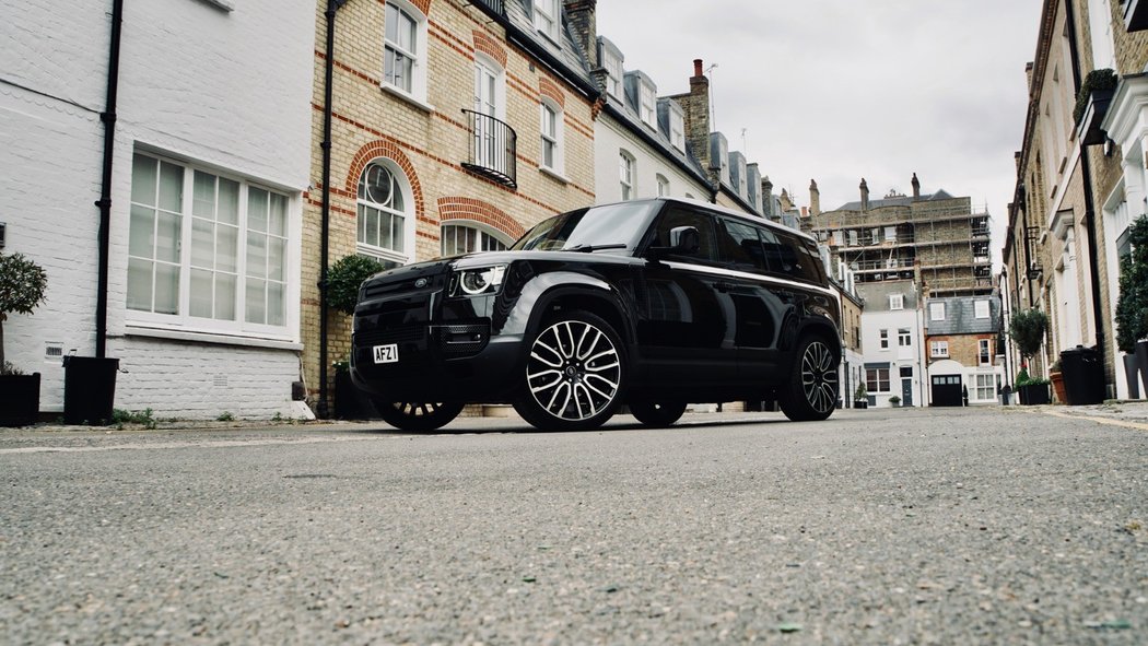 Land Rover Defender 110 Black - Launch Edition 110 240D SE