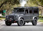 Krásný Land Rover Defender je na prodej. Musíte mu ale odpustit jednu věc