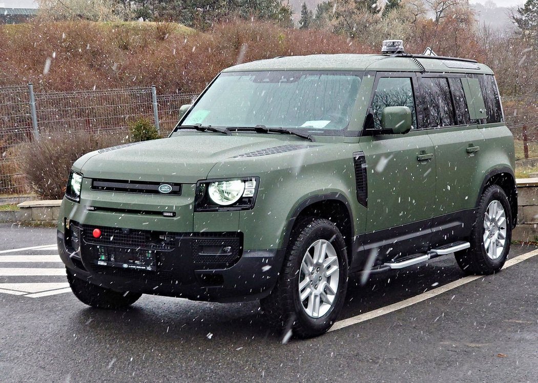 Policejní Land Rover Defender