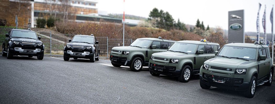 Policejní Land Rover Defender