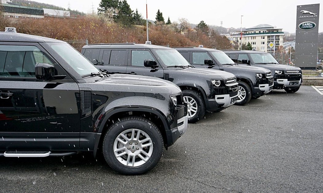 Policejní Land Rover Defender