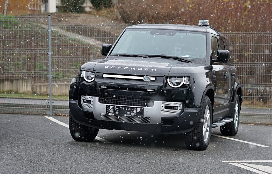 Policejní Land Rover Defender