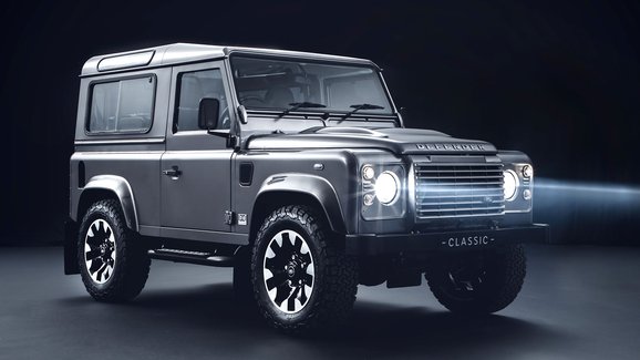 Land Rover Classic nabízí vylepšení pro starý Defender, včetně úprav motoru